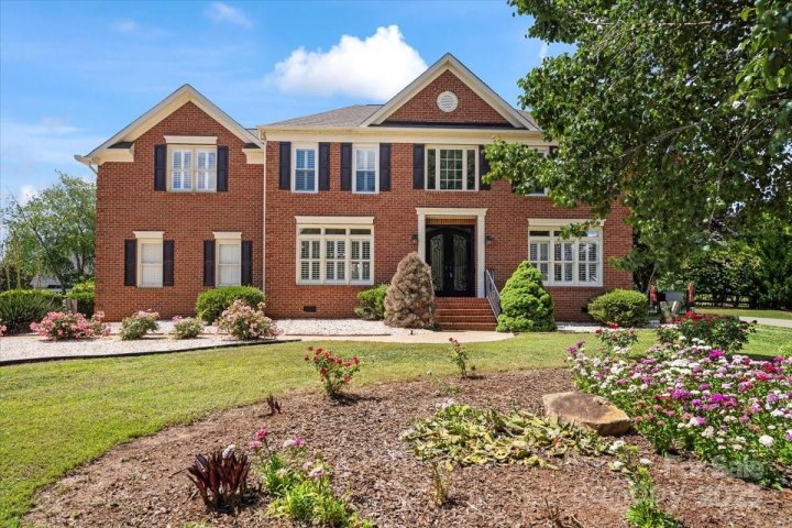 11917 Chevis Court sold home in Country Club Estates, Charlotte, NC