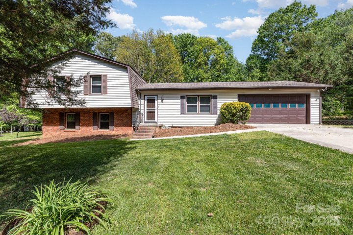 503 Randa Drive sold home in Dalwan Heights, Statesville, NC