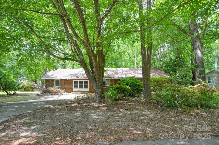316 Anne Avenue sold home in Hillcrest, Waxhaw, NC