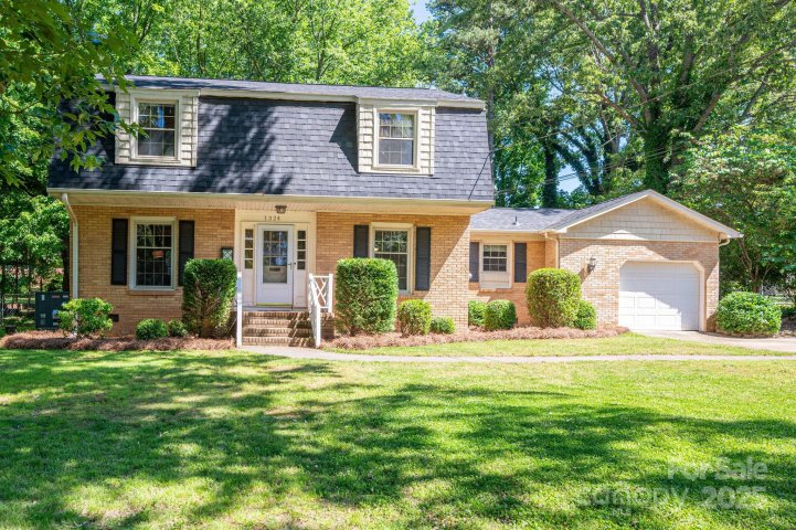 1324 Princeton Avenue sold home in Kingswood, Gastonia, NC