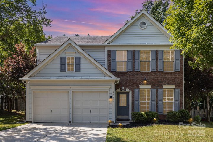 11807 Hawick Valley Lane sold home in Edinburgh, Charlotte, NC