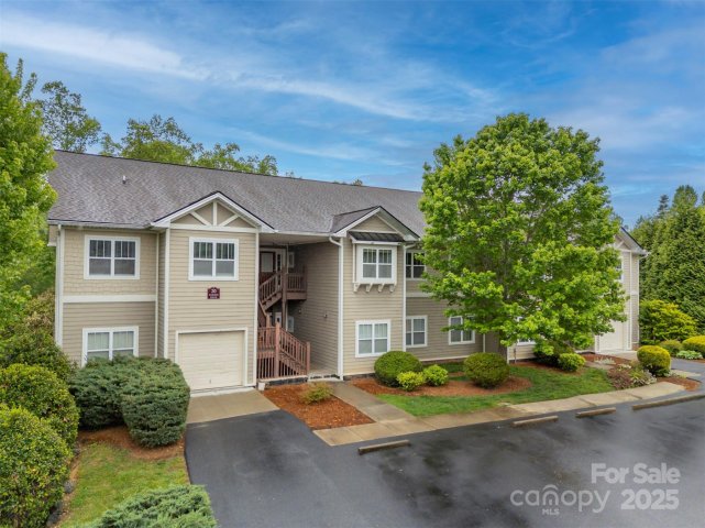 20 Foxden Drive sold home in Fox Glen Condominium, Fletcher, NC