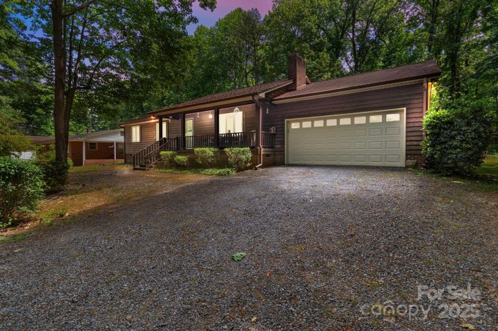 503 Overbrook Drive sold home in Woodcrest, Albemarle, NC