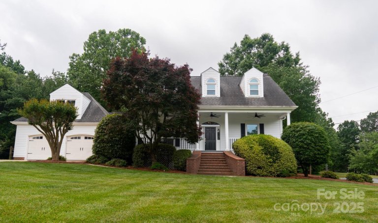 19523 Sunnypoint Court sold home in Diane Shores, Cornelius, NC