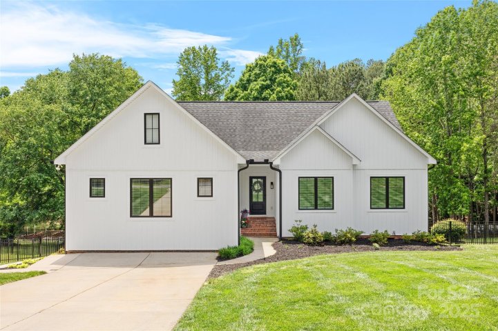 184 Quiet Cove Road sold home in Spring Acres, Mooresville, NC