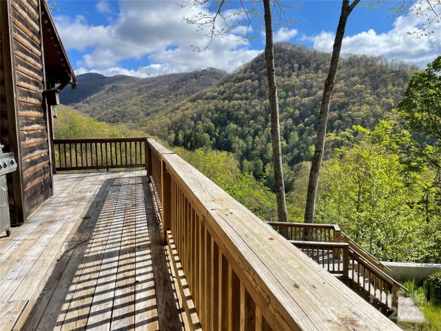 96 Trails End Lane sold home in Smokey Mountain Acres, Maggie Valley, NC
