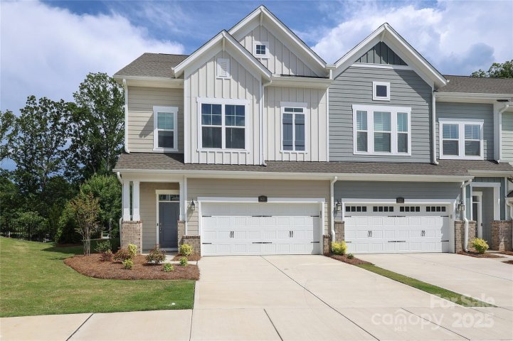 8221 Houser Street sold home in The Retreat At West Catawba, Cornelius, NC