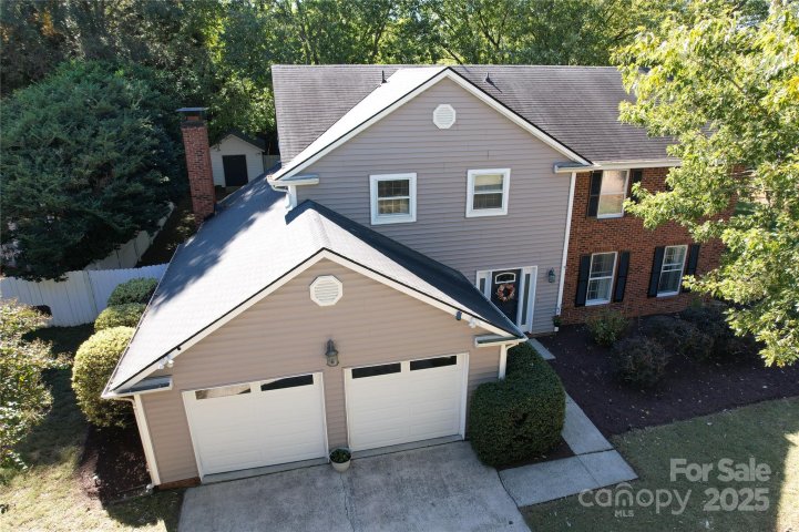 7433 Quail Ridge Drive sold home in Shadow Lake, Charlotte, NC