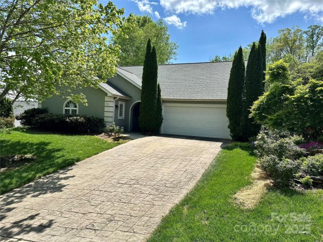 32 Stonebridge Drive sold home in Stonebridge, Asheville, NC