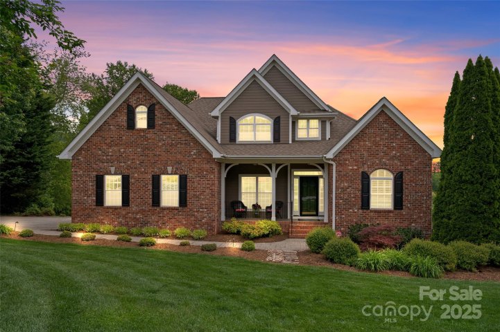 230 Fairway Falls Road sold home in High Vista Falls, Mills River, NC