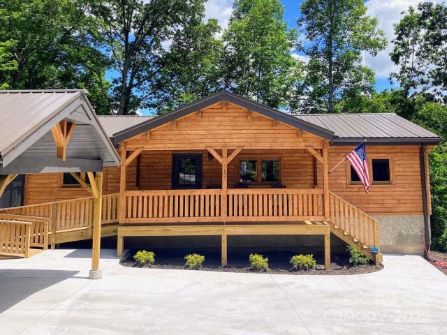 12 Hoosier Court sold home in Hickory Hill, Lake Junaluska, NC