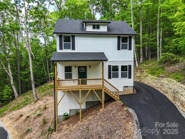19 N Willow Wood Trail sold home in Rambling Ridge, Hendersonville, NC