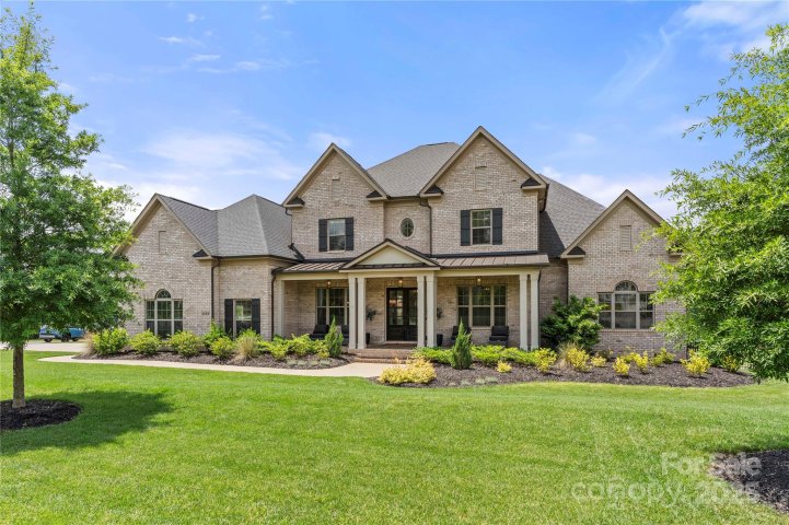 1152 Grand Oak Drive sold home in Oldenburg, Waxhaw, NC