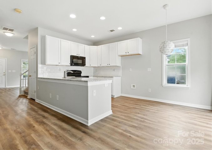 236 Azteca Drive sold home in Wendover At Curry Place, Matthews, NC