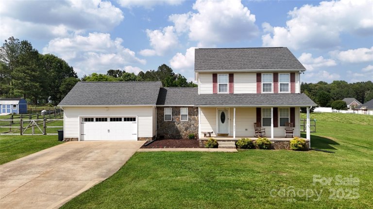 2377 Mintew Circle sold home in Lincoln Greens, Lincolnton, NC