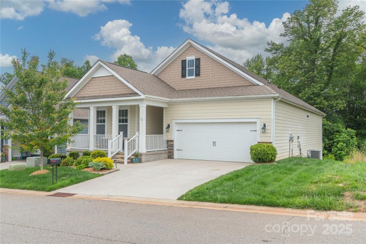 70 Rose Creek Road sold home in The Views at Rose Hill, Leicester, NC