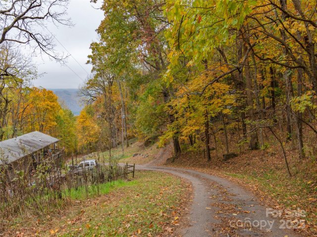 000 Sleepy Hollow Lane active home in Dream Mountain, Canton, NC