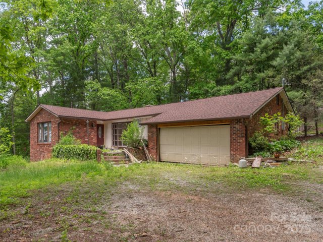 3 N Marley Drive sold home in Butt Mountain Estates, Flat Rock, NC