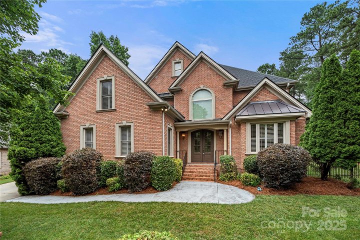 310 Ridge Reserve Drive sold home in Heron Cove, Clover, SC