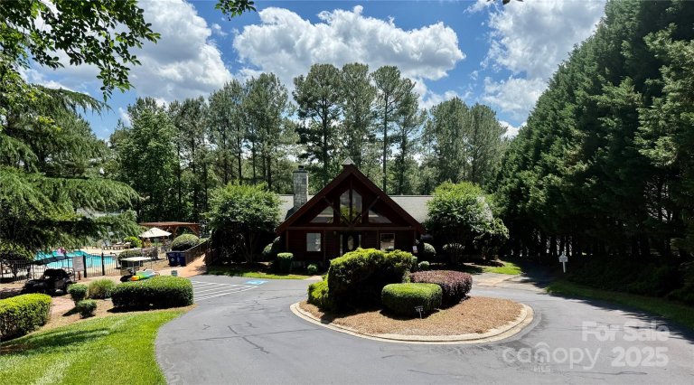 5418 5422 Breakwater Drive sold home in Anchors Landing, Granite Falls, NC