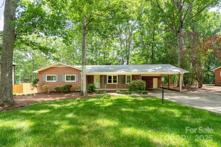 403 Cherrywood Lane sold home in Anderson Heights, Albemarle, NC