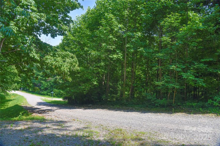 99999 Upward Way sold home in The Willows, Waynesville, NC