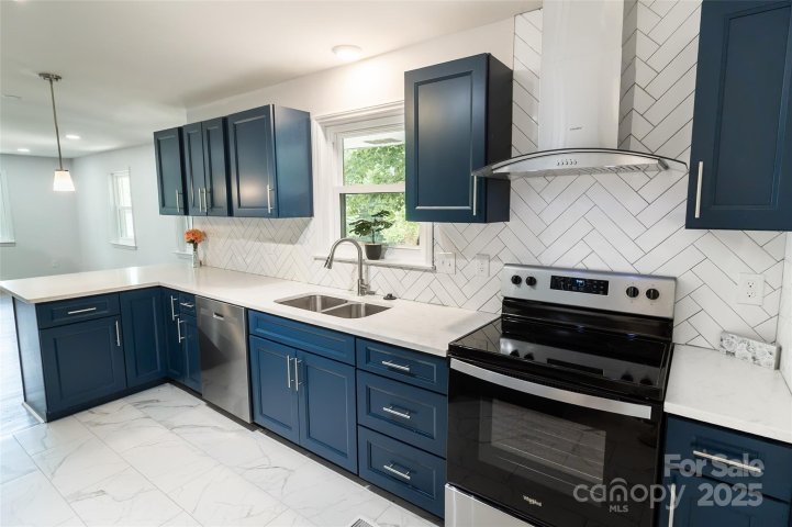 1936 Russell Avenue sold home in Biddle Heights, Charlotte, NC