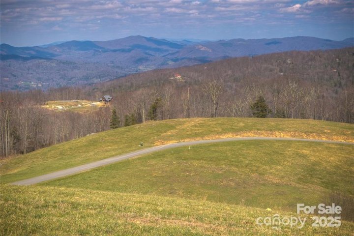 00 Eagle Park Drive 107 active home in The Lodges At Eagles Nest, Banner Elk, NC