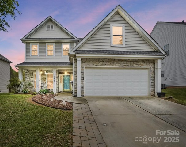 2324 Oakdale Creek Lane sold home in Pointe At Oakdale, Charlotte, NC