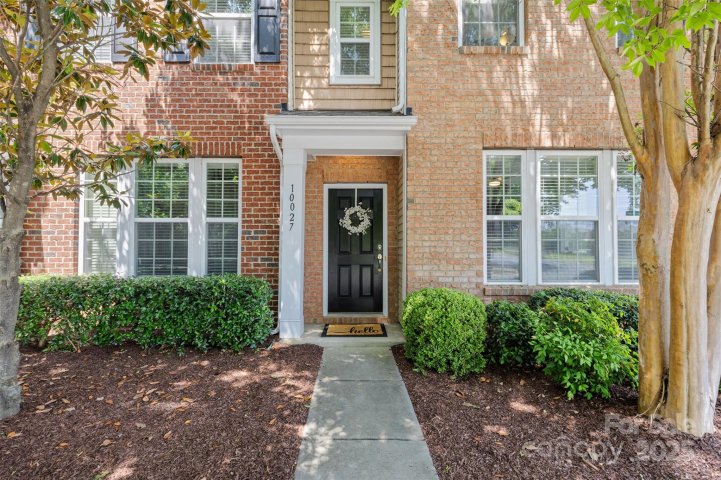 10027 Juniper Trace Drive sold home in Cedar Walk, Charlotte, NC