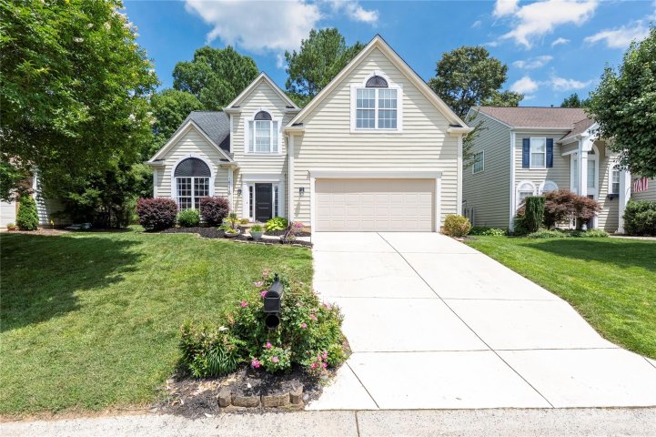 14218 Springsure Court sold home in Melbourne, Huntersville, NC