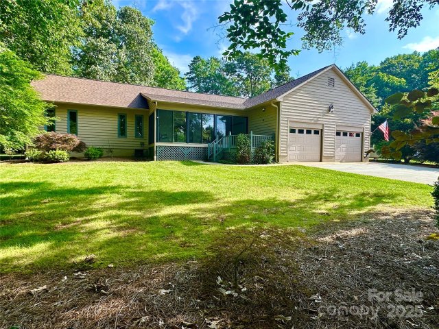 1827 Beckner Road sold home in Riverwood, Lexington, NC