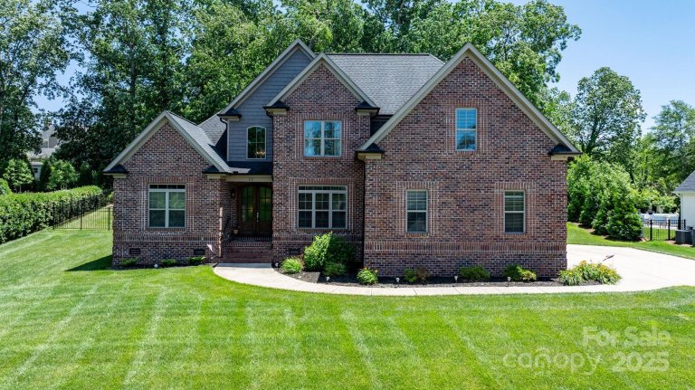 73 41st Avenue sold home in Moores Ferry, Hickory, NC