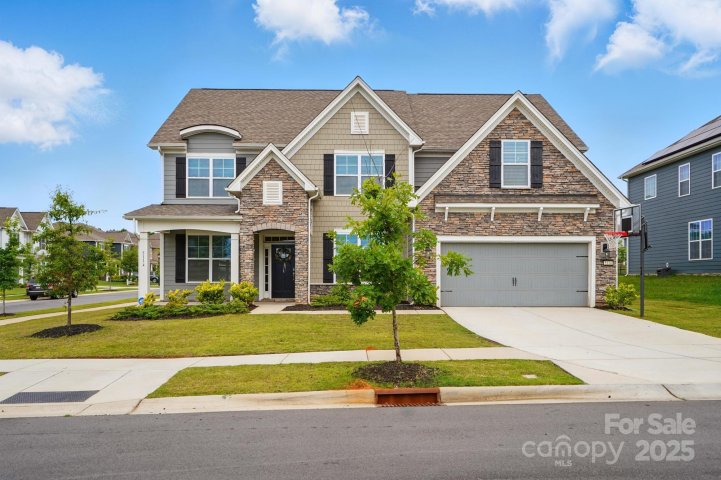 5114 Whispy Vines Lane sold home in The Oaks at Skybrook North, Huntersville, NC