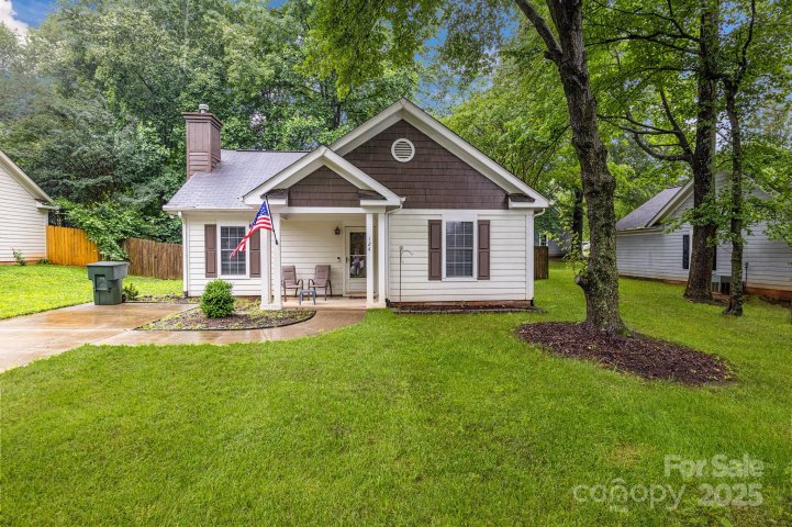 124 Cedarcroft Drive sold home in Cedarcroft, Mooresville, NC