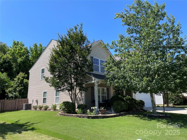 14413 Lake Crossing Drive sold home in Waterlyn, Charlotte, NC