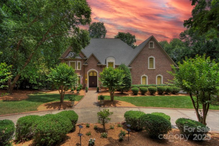 4323 Rosecliff Drive sold home in Rosecliff, Charlotte, NC