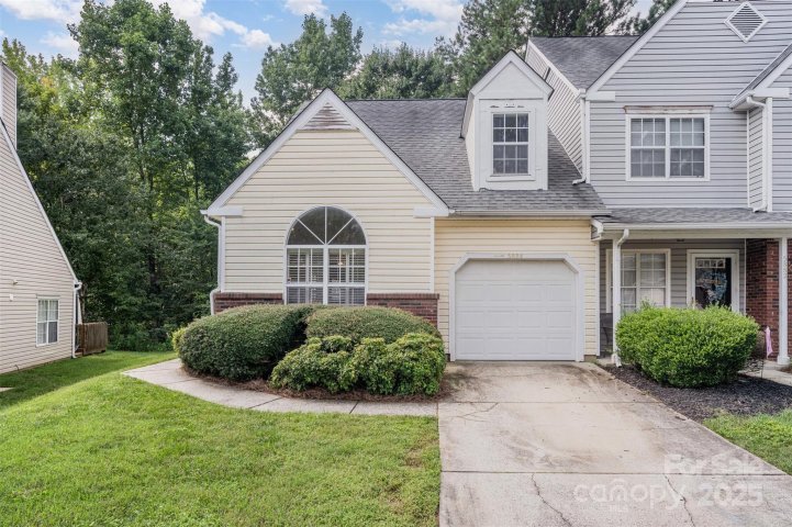 5884 Prescott Court sold home in Prescott Village, Charlotte, NC