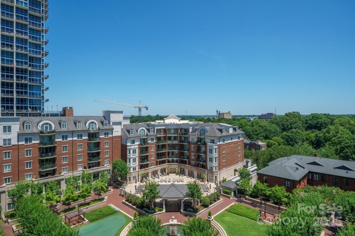 300 W 5th Street 812 sold home in Fifth And Poplar, Charlotte, NC