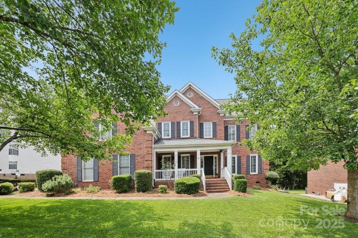 11103 Fountaingrove Drive sold home in Fountaingrove, Charlotte, NC