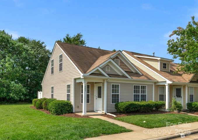 1907 Sandal Brook Road sold home in Brookchase, Fort Mill, SC