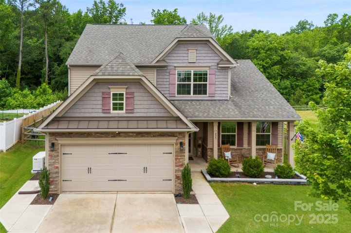 225 Tasman Drive sold home in Dutchmans Ridge, Mount Holly, NC