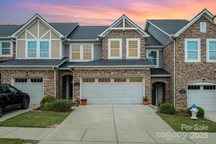 1126 Roderick Drive sold home in Ayrshire Townhomes, Fort Mill, SC