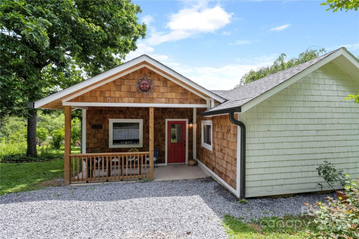 111 Altamahaw Avenue sold home in Methodist Colony, Black Mountain, NC
