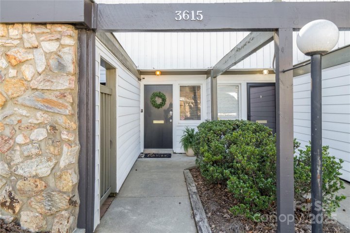 3615 Maple Glenn Lane sold home in Sir Johns Hill, Charlotte, NC