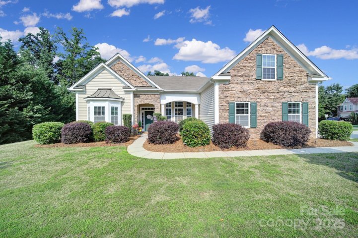 909 Autumn Glen Court sold home in Rosedale, Clover, SC