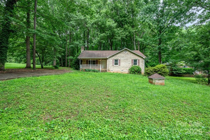 1802 Deer Street sold home in Wildwood, Charlotte, NC