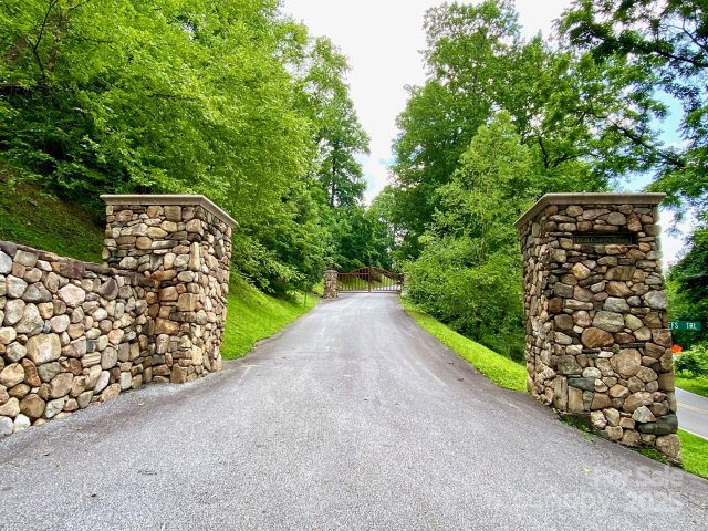 129 High Cliffs Trail active home in High Cliffs At Round Mountain, Black Mountain, NC
