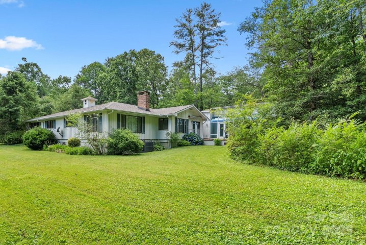 424 Brandon Road sold home in Crooked Creek, Hendersonville, NC