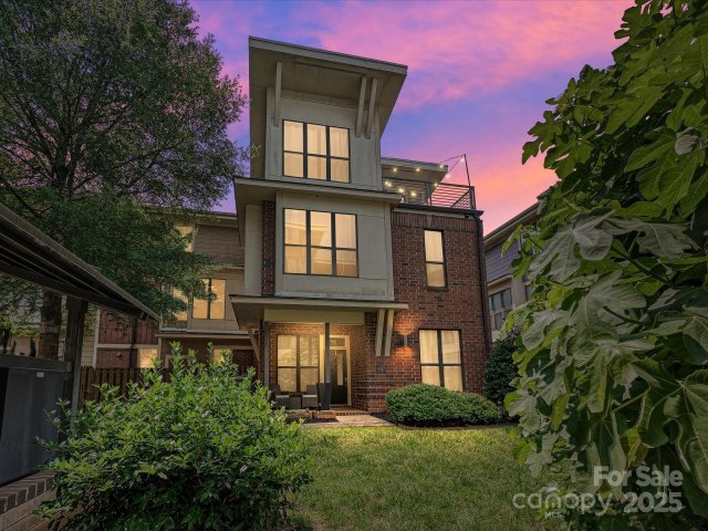 956 Warren Burgess Lane sold home in Steel Gardens, Charlotte, NC